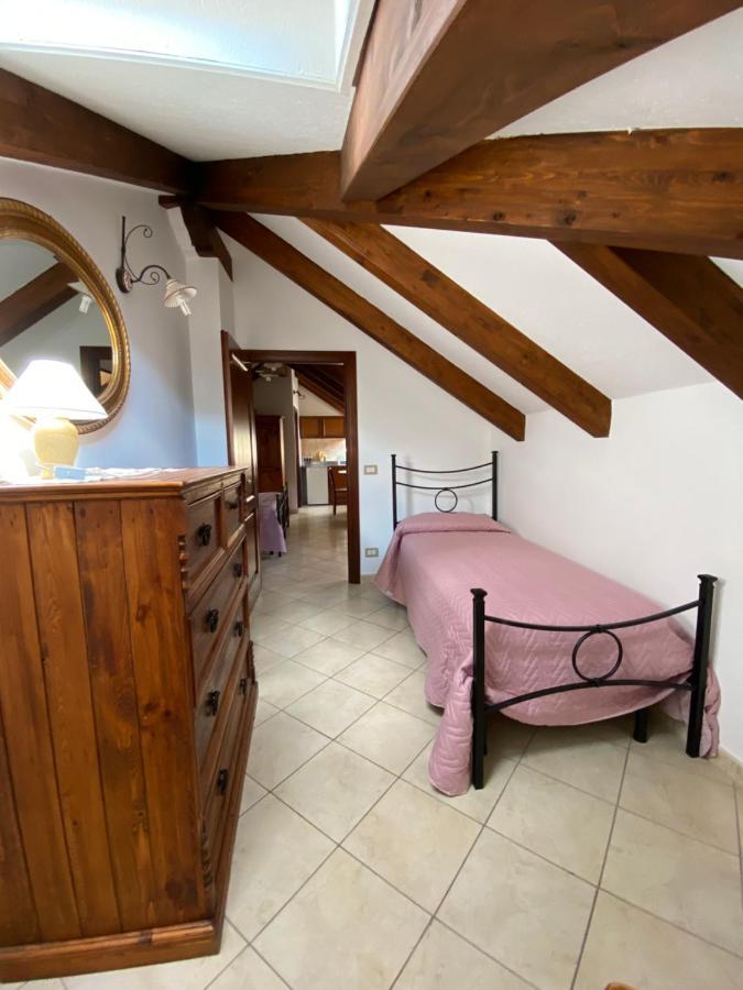 Bed and Breakfast Il Ritrovo Delle Volpi Аджерола Экстерьер фото