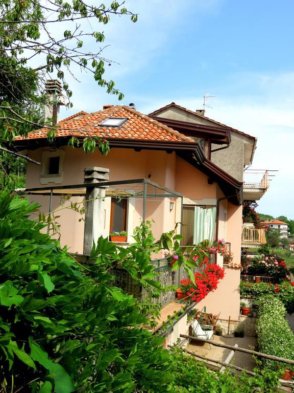 Bed and Breakfast Il Ritrovo Delle Volpi Аджерола Экстерьер фото