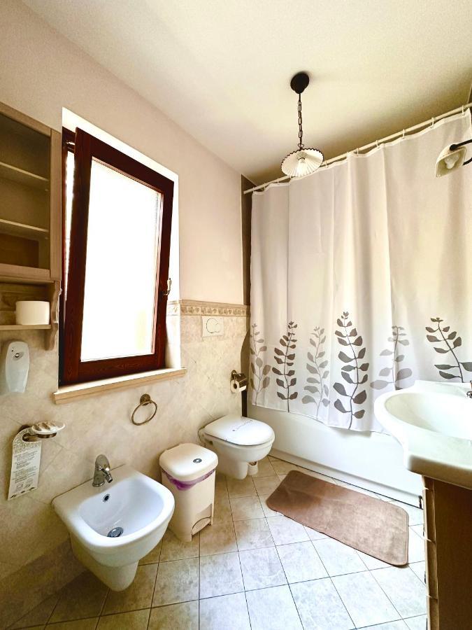 Bed and Breakfast Il Ritrovo Delle Volpi Аджерола Экстерьер фото
