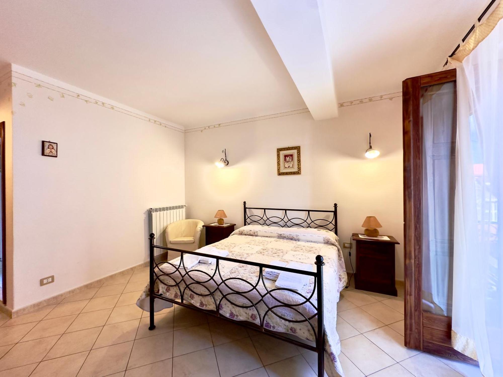 Bed and Breakfast Il Ritrovo Delle Volpi Аджерола Экстерьер фото
